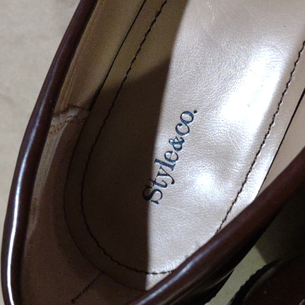 Women's shoes - Picture 5 of 7